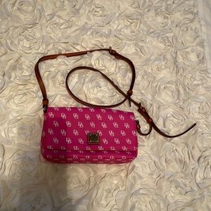 Dooney & Bourke purse